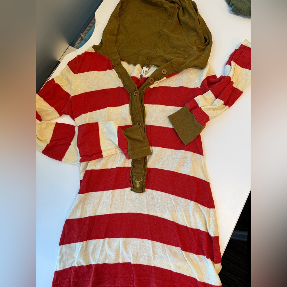 Free People red/cream/tan Striped Henley size S